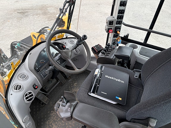 Volvo L60G-endast 8600 tim 6 of 7