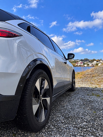 Renault Megane E-Tech 4 of 21