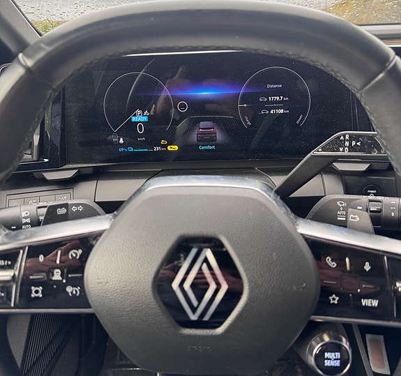 Renault Megane E-Tech 13 of 21