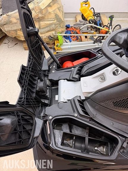 2012 SeaDoo Rxt 260 Rs Vannscooter med registrert Tiki henger 8 of 20