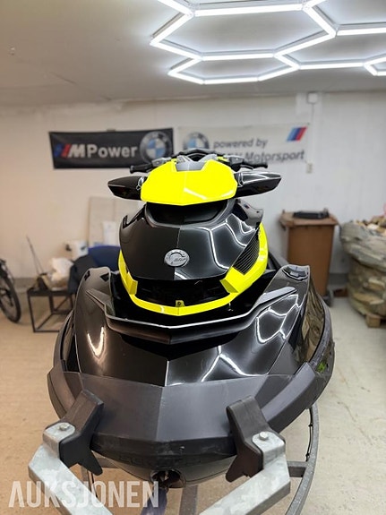 2012 SeaDoo Rxt 260 Rs Vannscooter med registrert Tiki henger 2 of 20