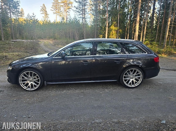 Audi A4 12 of 16