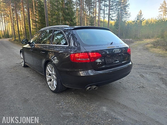 Audi A4 9 of 16