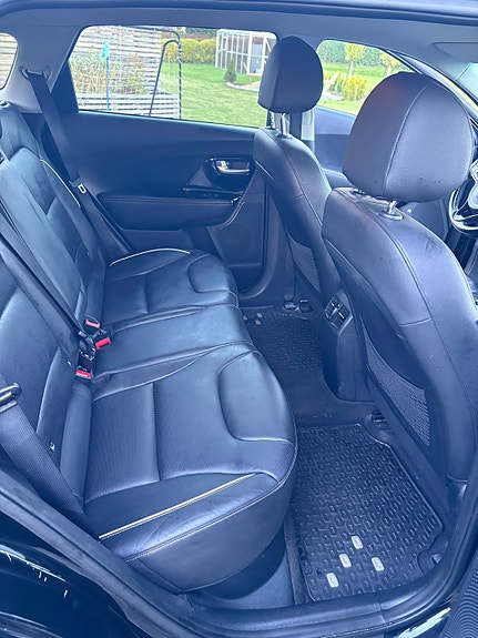 Kia e-Niro 9 of 29