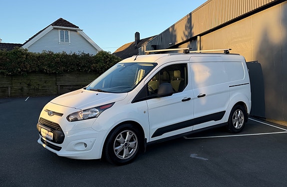 Ford Transit Connect 6 of 27
