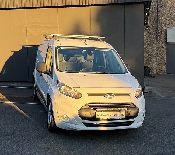 Ford Transit Connect 2 of 27