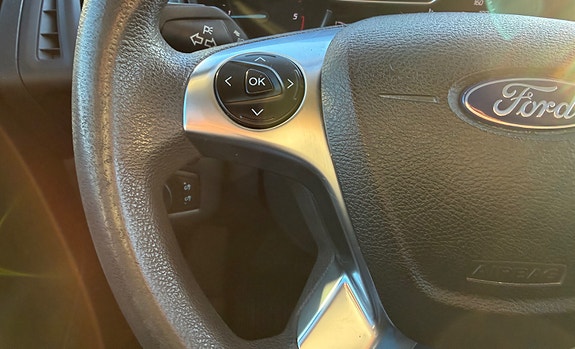 Ford Transit Connect 18 of 27