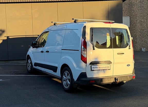 Ford Transit Connect 16 of 27