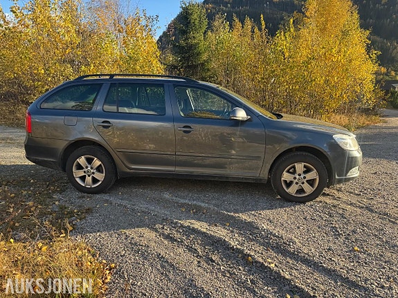 Skoda Octavia 4 of 13