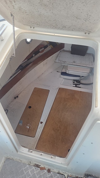 Quicksilver 630wa med 2014 model 115hk Mercury. 4 of 8