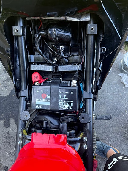 Honda CB 500F 6 of 8