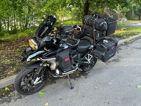 BMW R 1250 GS 4 of 19