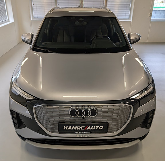 Audi Q4 e-tron 9 of 30