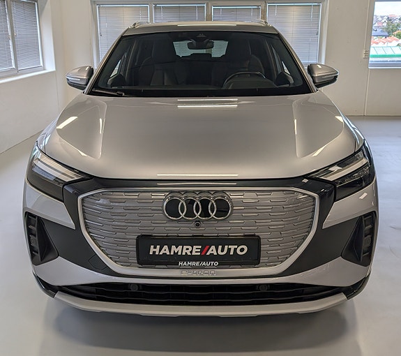 Audi Q4 e-tron 7 of 30
