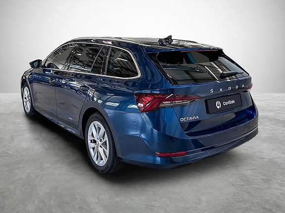 Skoda Octavia 2 of 29
