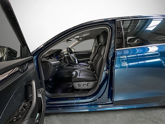 Skoda Octavia 10 of 29