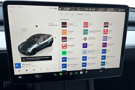 Tesla Model Y 11 of 26