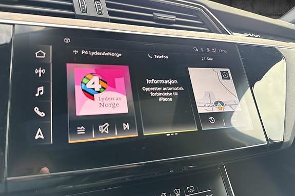 Audi e-tron 27 of 30