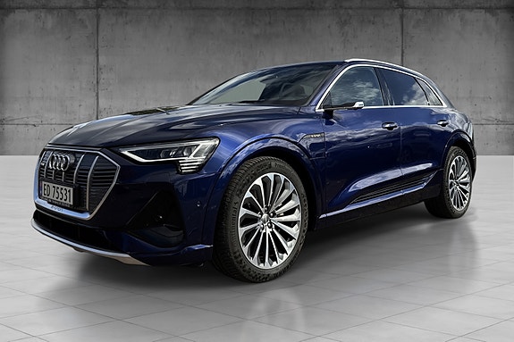Audi e-tron 2 of 30