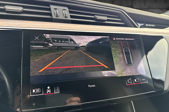 Audi e-tron 25 of 30