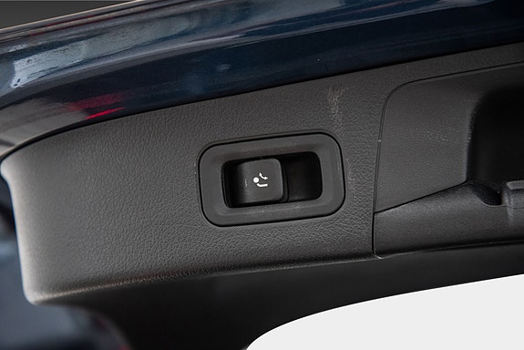Mercedes-Benz EQA350 13 of 29