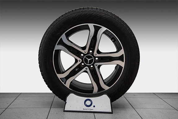 Mercedes-Benz EQA350 14 of 29