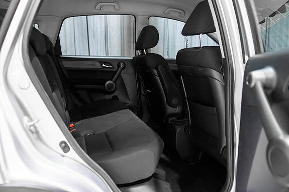 Honda CR-V 18 of 27