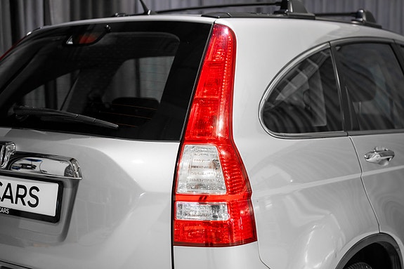 Honda CR-V 9 of 27
