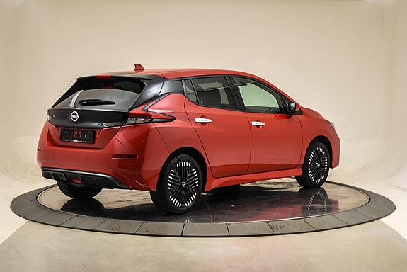 Nissan Leaf 7 of 27