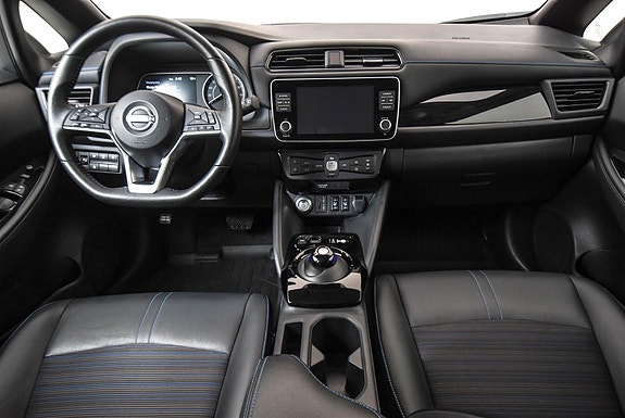 Nissan Leaf 13 of 27