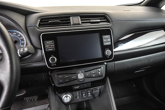 Nissan Leaf 16 of 27