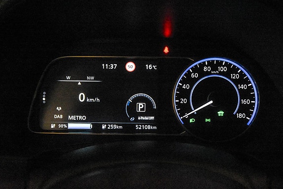 Nissan Leaf 17 of 28
