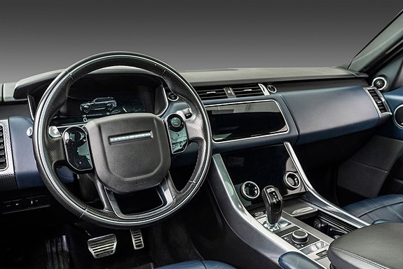 Land Rover Range Rover Sport 23 of 30