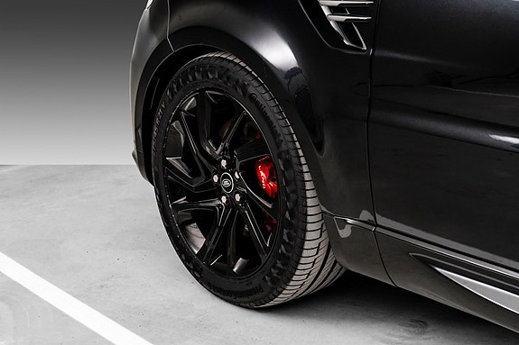 Land Rover Range Rover Sport 7 of 30