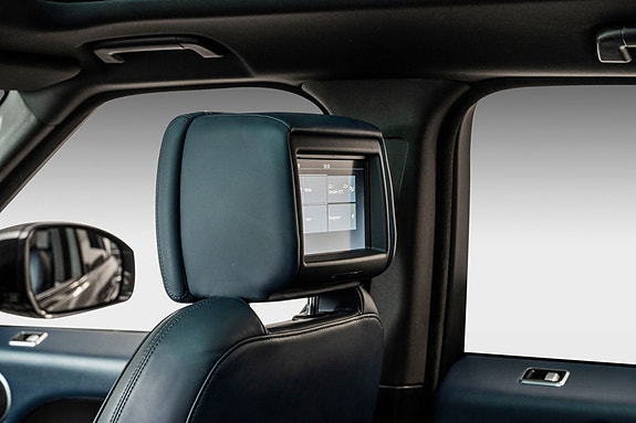 Land Rover Range Rover Sport 26 of 30