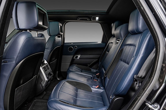 Land Rover Range Rover Sport 22 of 30