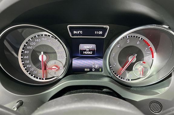 Mercedes-Benz CLA200 15 of 17