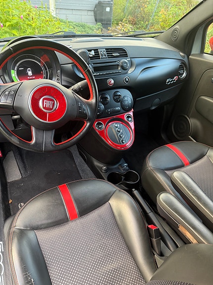 Fiat 500e 7 of 10