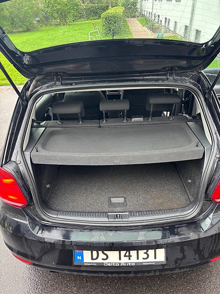 Volkswagen Polo 17 of 25