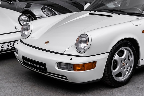 Porsche 911 2 of 30