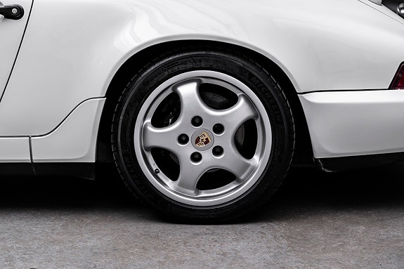 Porsche 911 10 of 30