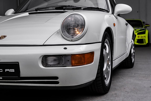 Porsche 911 3 of 30