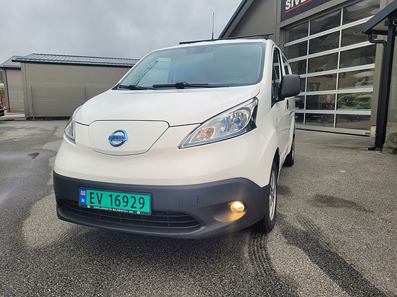 Nissan e-NV200 11 of 25