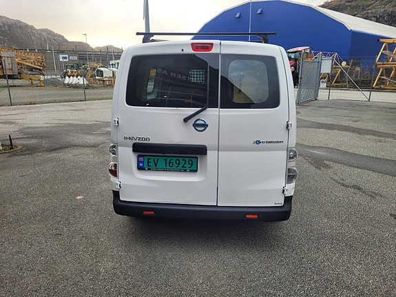 Nissan e-NV200 7 of 25