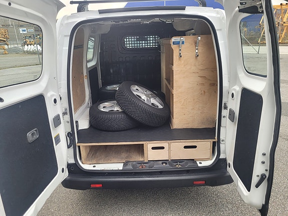 Nissan e-NV200 19 of 25