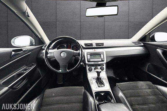 Volkswagen Passat 8 of 15