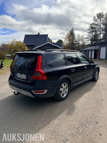 Volvo XC70 4 of 19