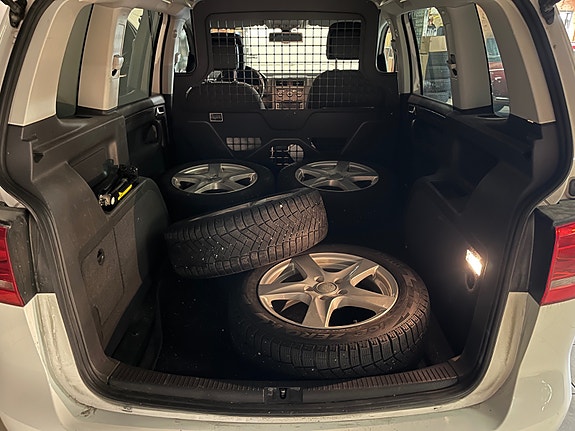Volkswagen Touran 11 of 18