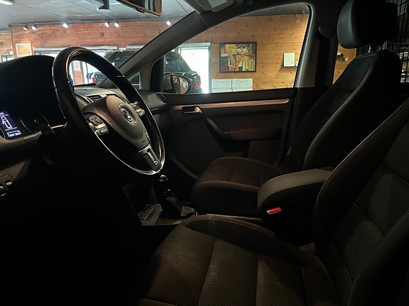 Volkswagen Touran 13 of 18