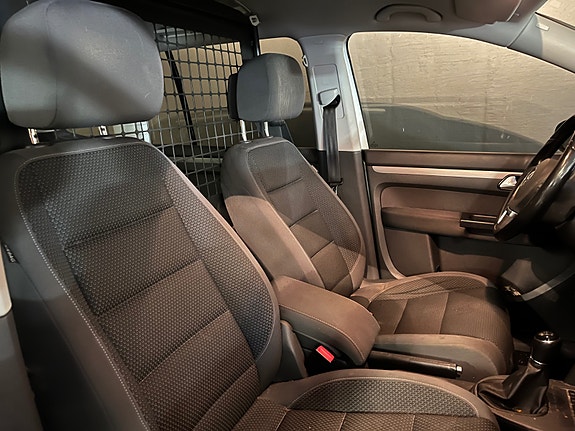 Volkswagen Touran 17 of 18